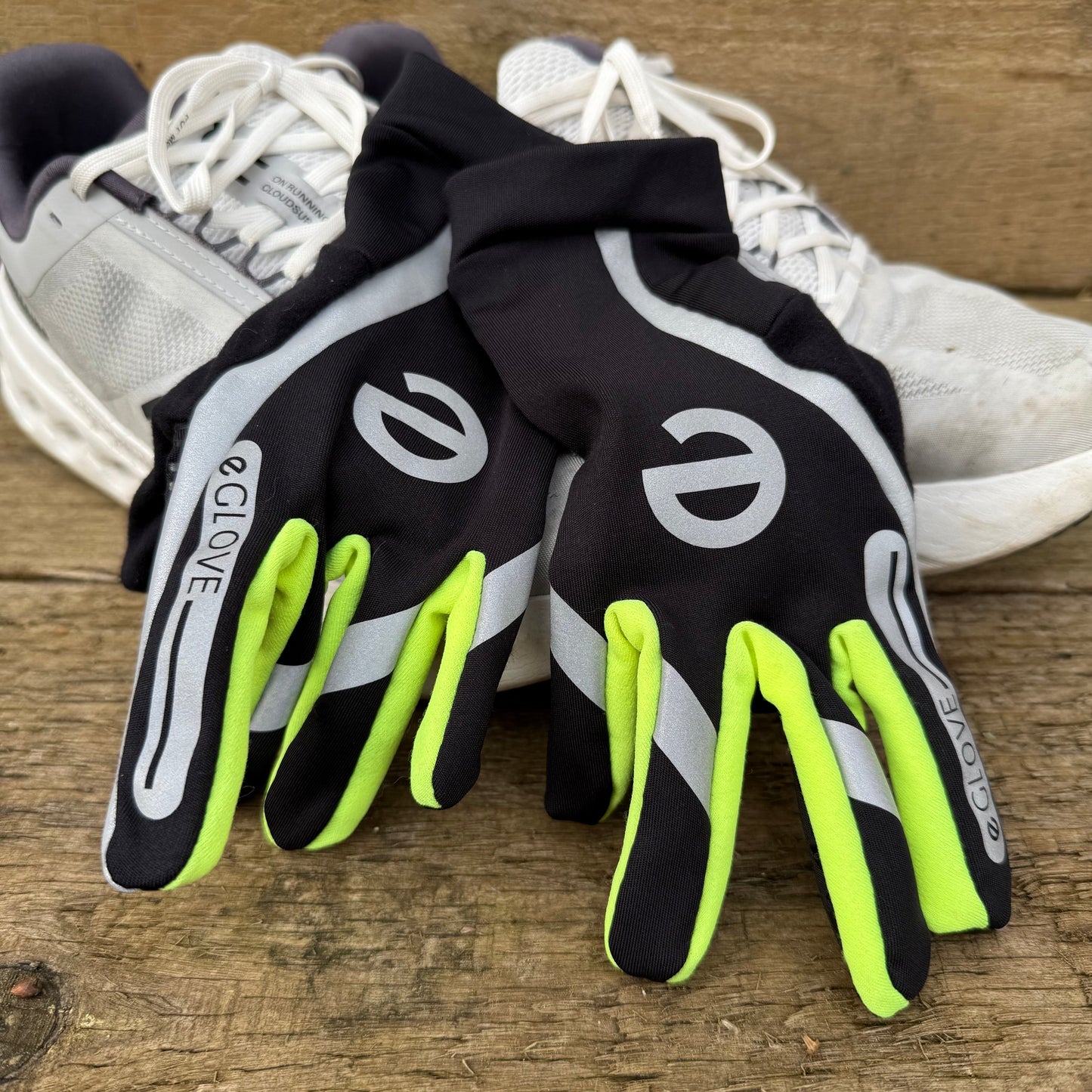 eGLOVE Hi-Vis Run Gloves – Black & Fluoro Yellow | Reflective Touchscreen Running Gloves