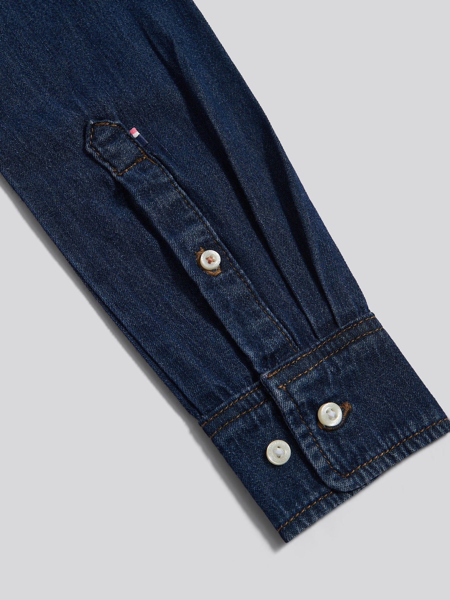 Womens Denim Shirt in Dark Blue Wash